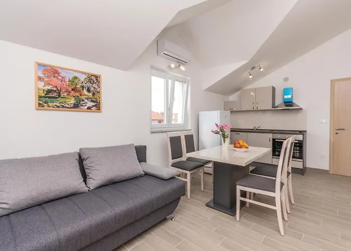 One-bedroom In *