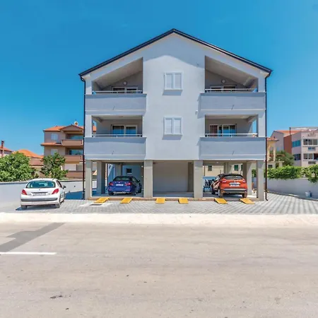 Awesome In Biograd With Wifi * Biograd Na Moru